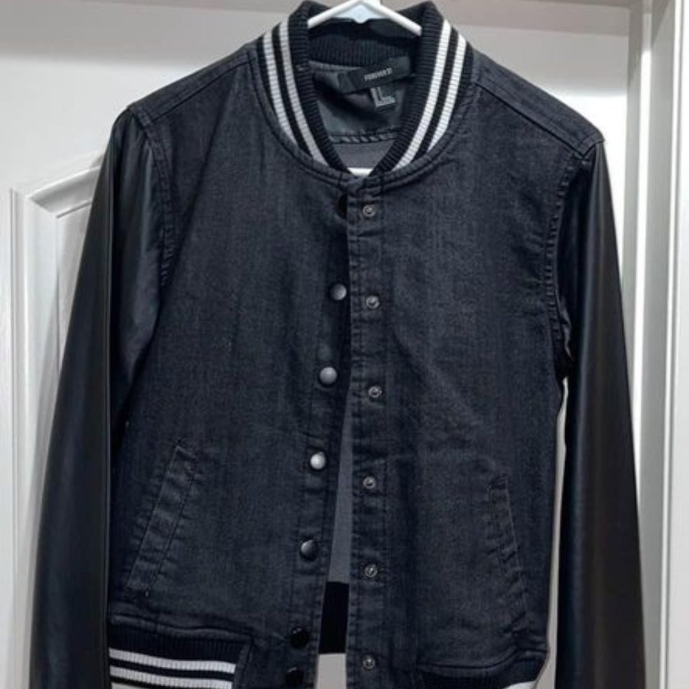 FOREVER 21 Varsity Letterman Jacket